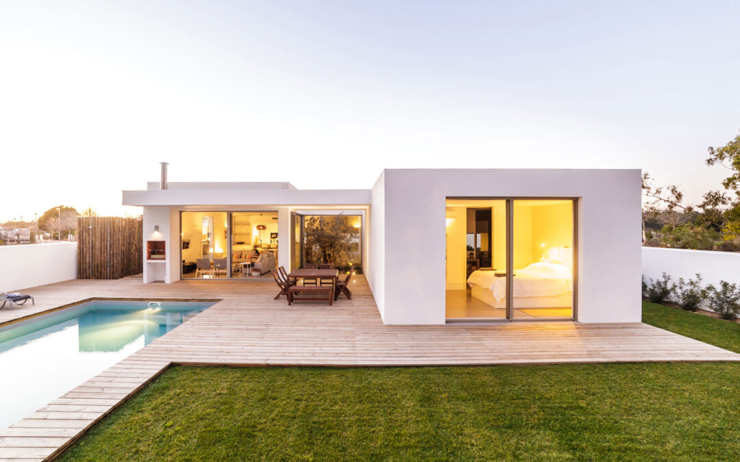 Casas modernas y minimalistas: 10 claves para que no se sientan frías